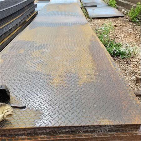 圣泽建筑工地桥梁地面防滑铁板 花纹铁板 热轧Q235防滑钢板