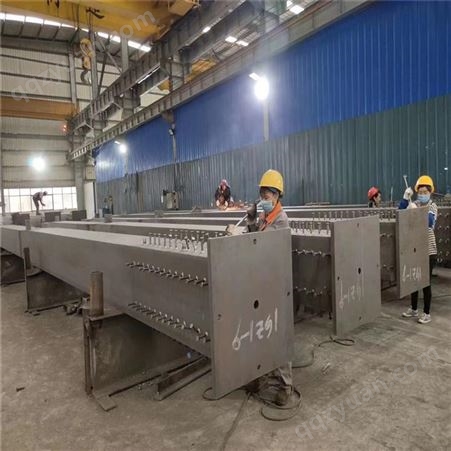 钢制楼梯 钢结构工厂预制加工 安装定制